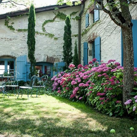 Les Huguets Bed & Breakfast Вилньов-сюр-Ло Екстериор снимка