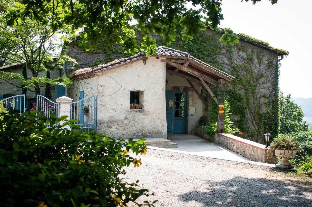 Les Huguets Bed & Breakfast Вилньов-сюр-Ло Екстериор снимка