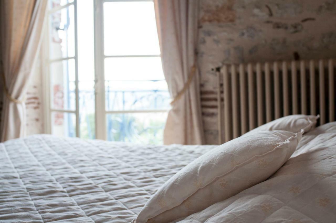 Les Huguets Bed & Breakfast Вилньов-сюр-Ло Екстериор снимка